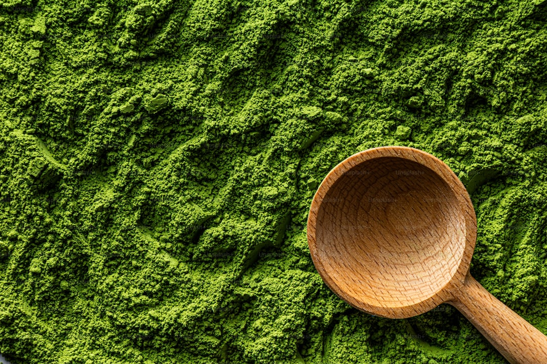 How Nitrate-Rich Greens Boost Blood Flow to the Brain